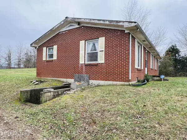 Byrdstown, TN 38549,1008 Old Static Rd