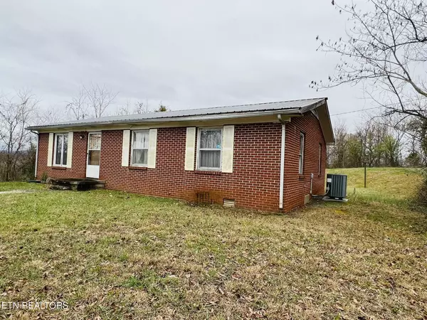 Byrdstown, TN 38549,1008 Old Static Rd