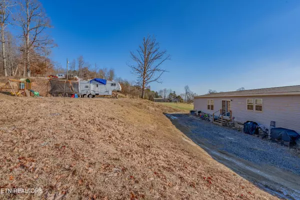 Rutledge, TN 37861,509 Smokey Rd