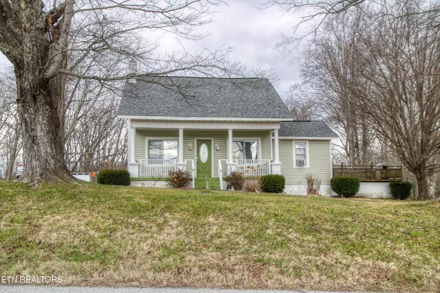 124 Whited Ave, Jamestown, TN 38556