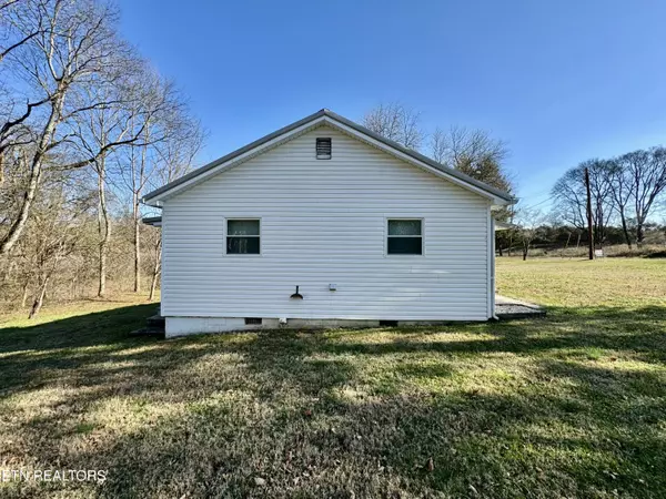 Strawberry Plains, TN 37871,3058 Old A J Hwy