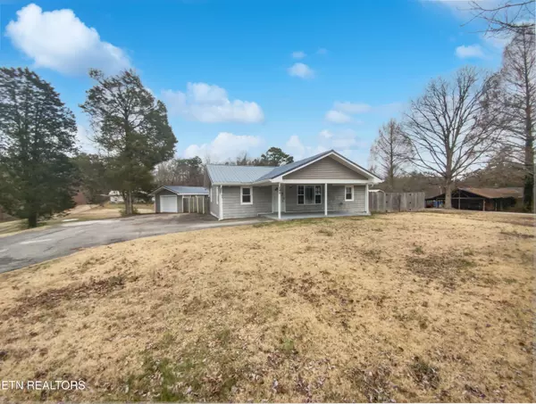 546 Pine Ridge Rd, Clinton, TN 37716