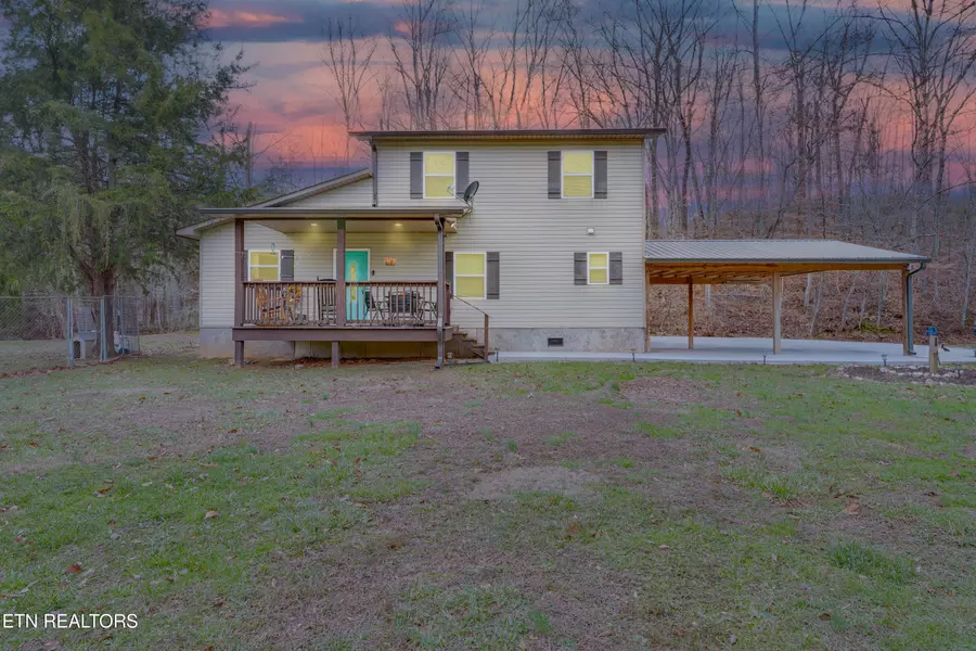 288 Jd Farm Rd, Tellico Plains, TN 37385