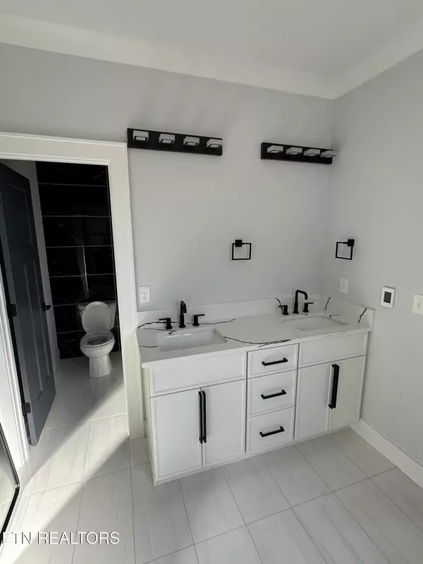 Loudon, TN 37774,103 Oogookoo PL