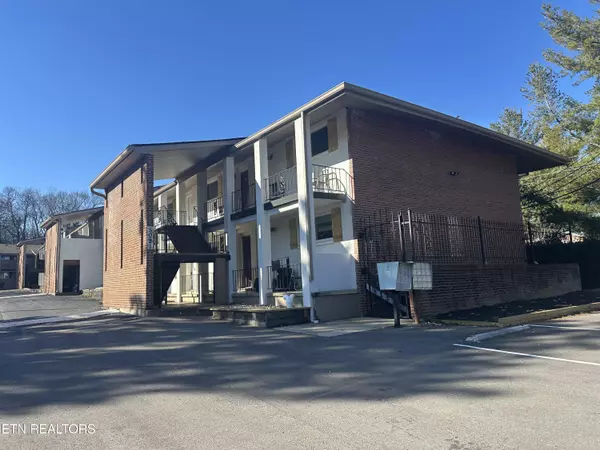 5021 Jacksboro PIKE #19, Knoxville, TN 37918