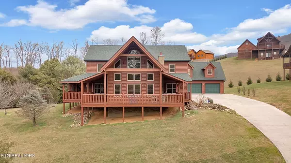 3385 Clear Valley DR, Sevierville, TN 37862