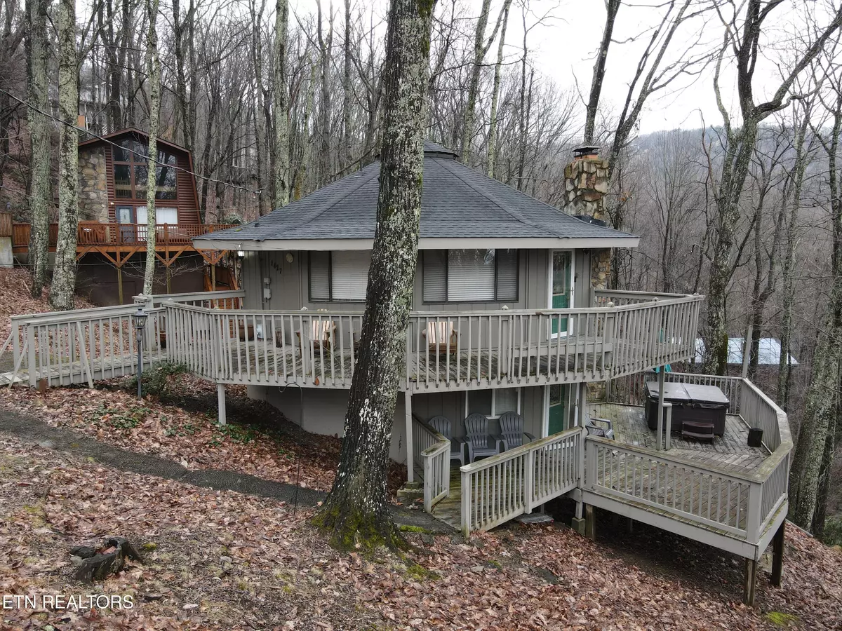 Gatlinburg, TN 37738,1427 Arbon LN