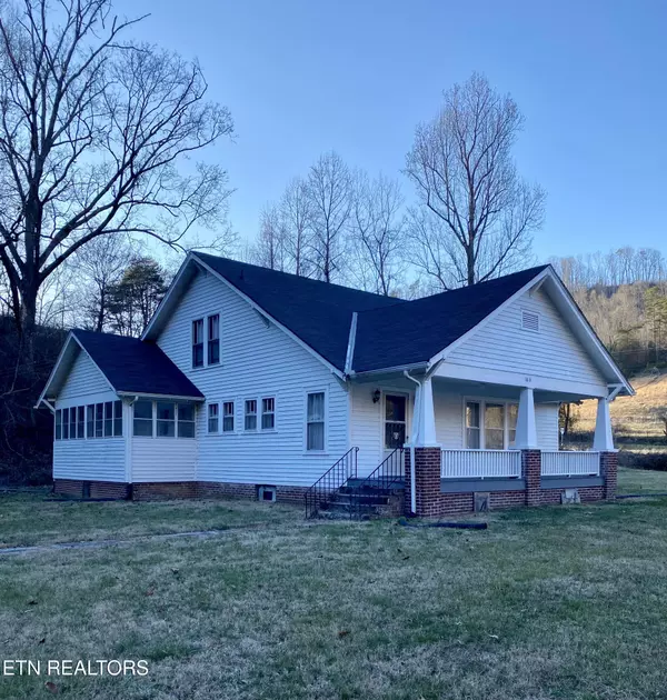 1818 Hwy 61, Luttrell, TN 37779