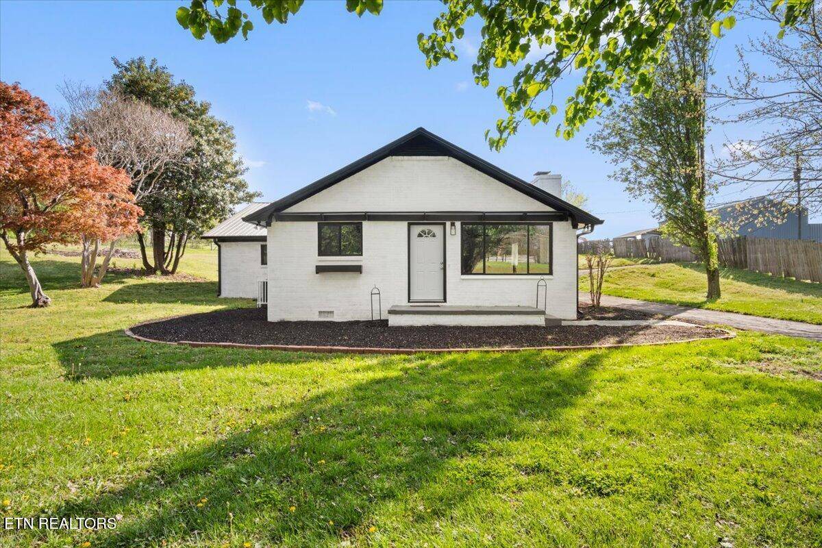 759 Old Tellico Hwy N, Madisonville, TN 37354