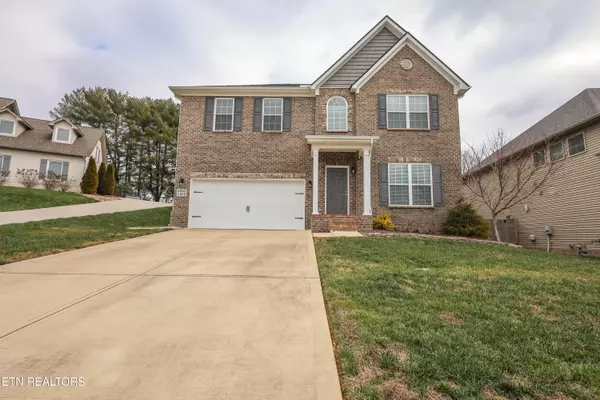 2222 Sea Horse Rd, Knoxville, TN 37932