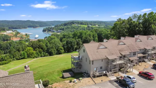 Lafollette, TN 37766,470 Deerfield Landing Unit 8