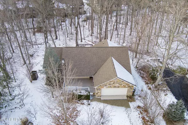 18 Bingham WAY, Crossville, TN 38558