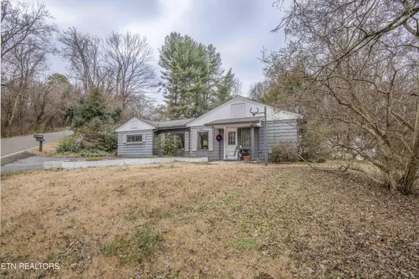 401 Busbee Rd, Knoxville, TN 37920