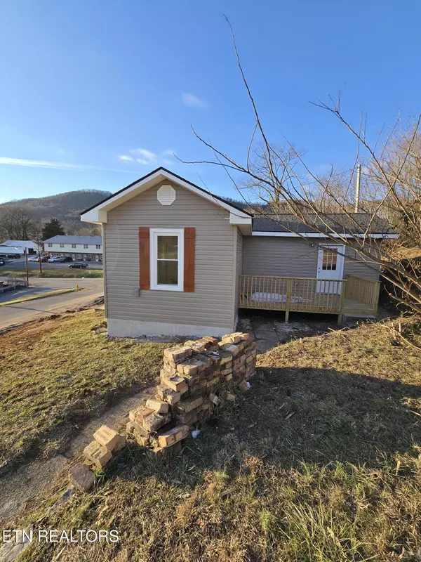 Lafollette, TN 37766,108 11th St