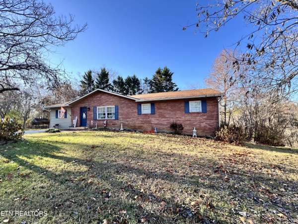 817 Ridgecrest DR #17, Kingston, TN 37763