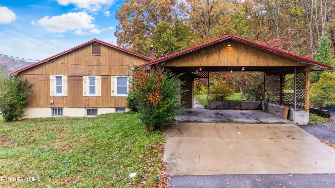 9020 Andersonville PIKE, Powell, TN 37849