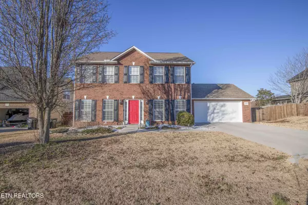 2434 Amber Dawn LN, Knoxville, TN 37920