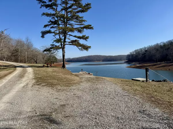 Lafollette, TN 37766,354 Turkey Cove LN