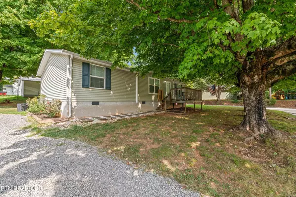 123 Anderson St, Sweetwater, TN 37874