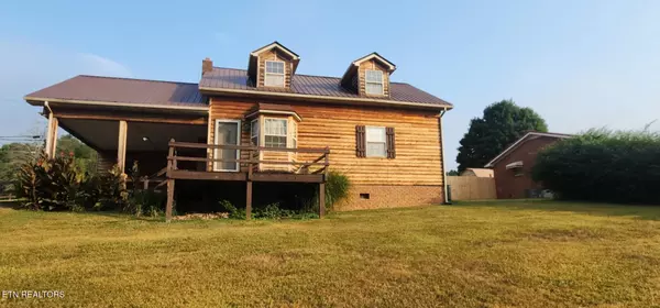 1934 Ball St, Tazewell, TN 37879