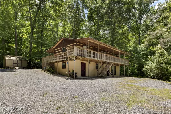 275 Sub Rd, Cosby, TN 37722