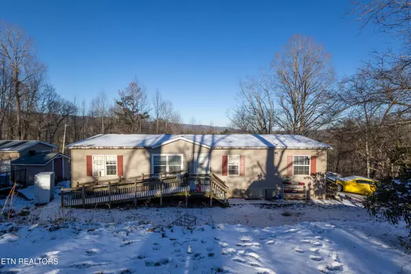 1270 & 1272 Barnard Hollow Rd, Sneedville, TN 37869