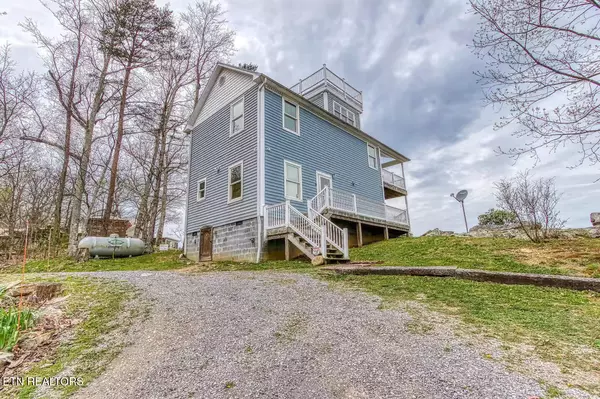 3247 Duncan Spring Rd, Sevierville, TN 37876