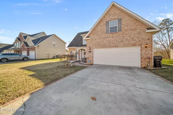 Knoxville, TN 37921,2910 Timber Green LN