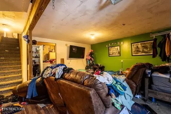 Helenwood, TN 37755,155 Rose LN