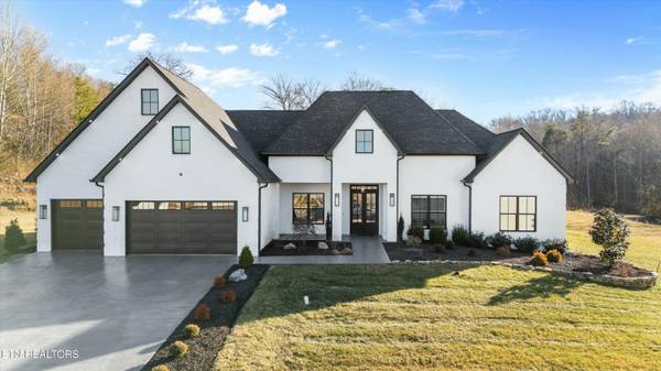 3845 Doral DR, Maryville, TN 37801