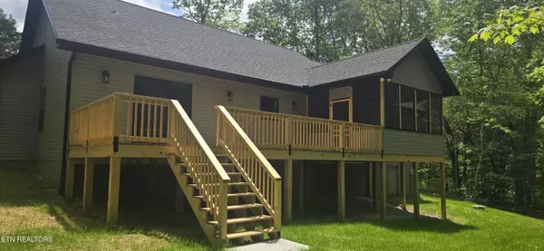 Crossville, TN 38558,306 Beachwood DR