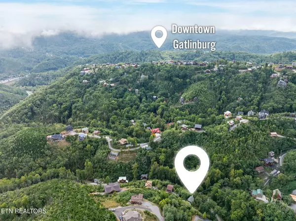 Gatlinburg, TN 37738,406 Edgewood DR