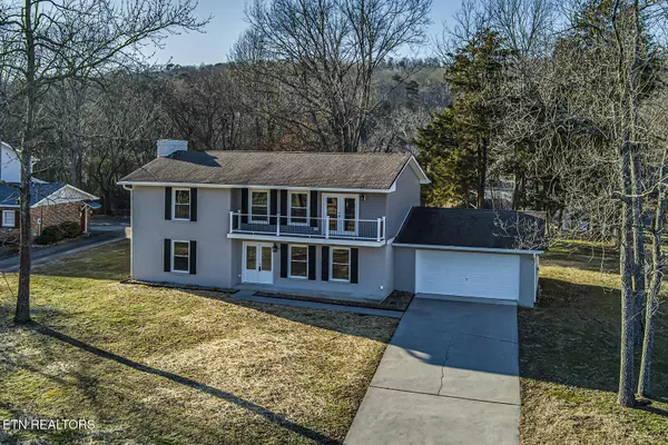 Oak Ridge, TN 37830,15 Asbury LN