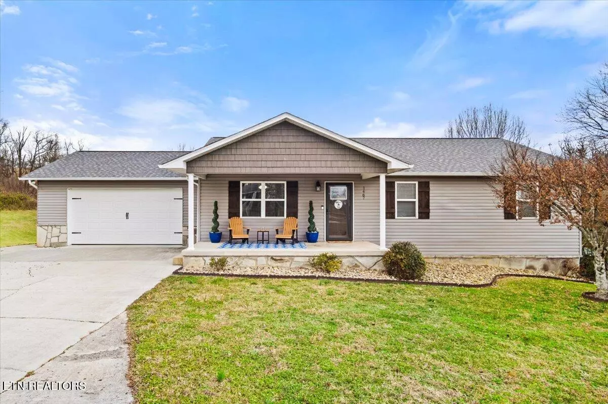 Sevierville, TN 37876,1467 Kay View DR