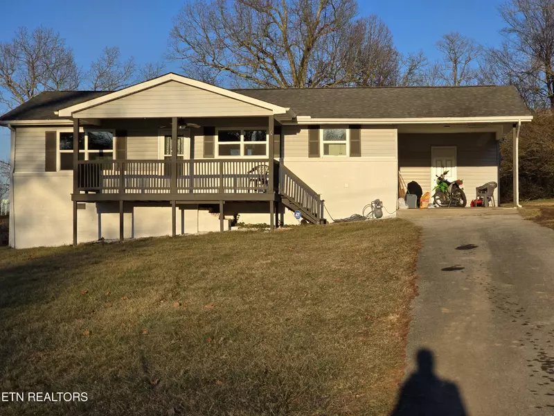 261 Phillips DR, Crossville, TN 38555