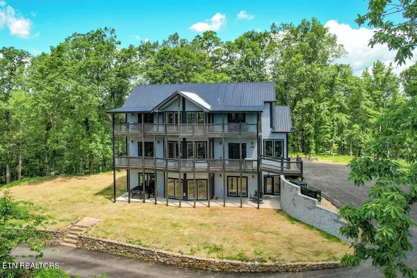 3941 Boogertown Rd, Sevierville, TN 37876