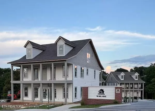 406 Church Ave, Maryville, TN 37804