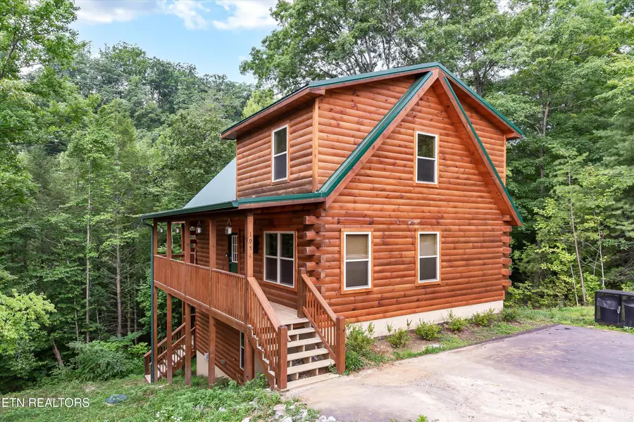 1951 Smoky Cove Rd, Sevierville, TN 37862