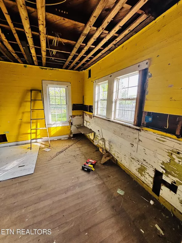 Niota, TN 37826,2084 Highway 11