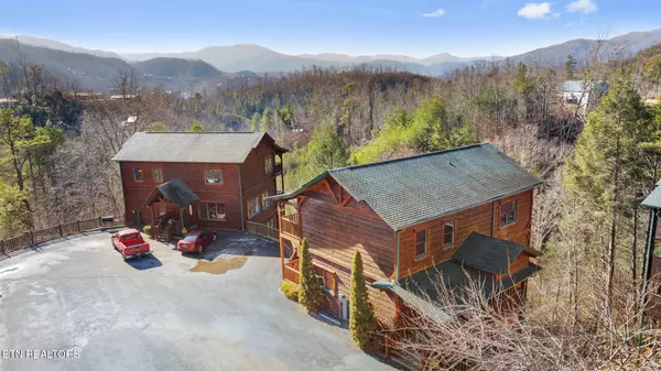 Gatlinburg, TN 37738,804 Great Smoky WAY