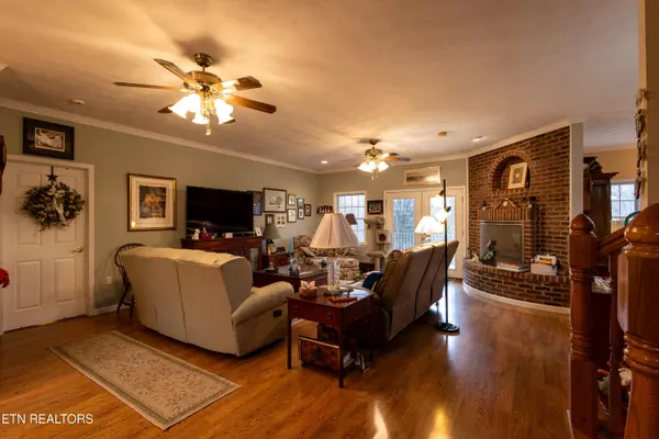 Dandridge, TN 37725,2168 Ranch Rd