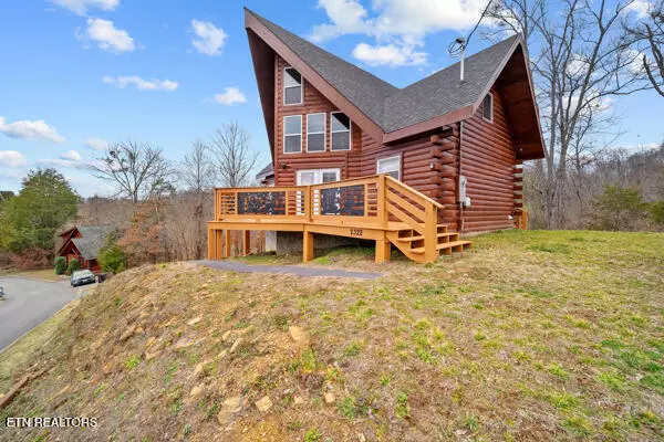 2322 Wingspan DR, Sevierville, TN 37876