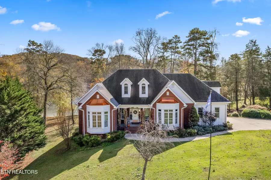 220 Montgomery View DR, Harriman, TN 37748