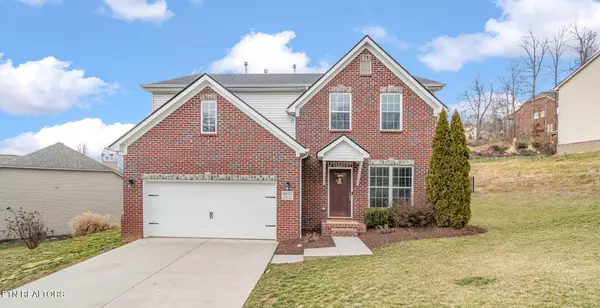 9833 Chesney Hills LN, Knoxville, TN 37931