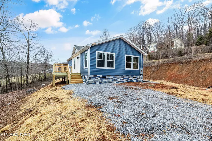 165 Duke LN, Luttrell, TN 37779