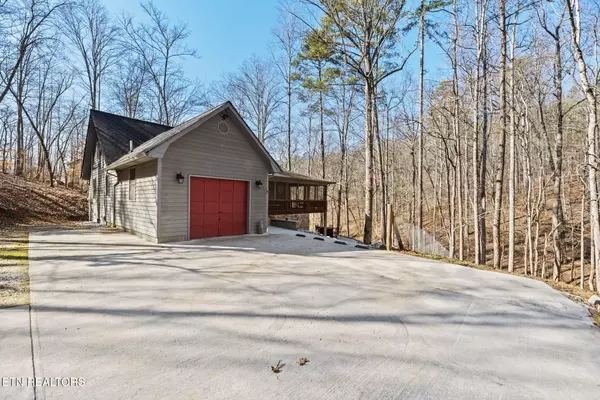 Lafollette, TN 37766,1123 Cove Pointe Rd