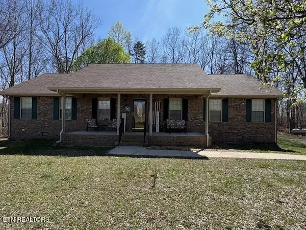 Grimsley, TN 38565,1039 South LN