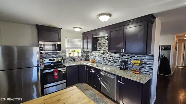 286 Benedict Ave, Oak Ridge, TN 37830