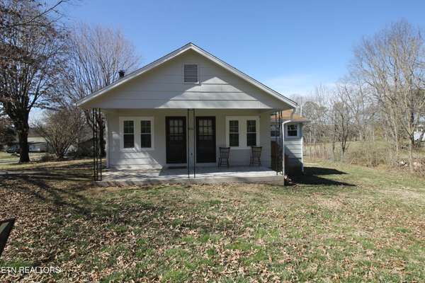 406 Collins St, Niota, TN 37826