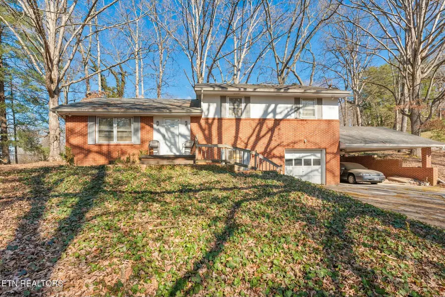 2629 Rahn Ave, Maryville, TN 37804